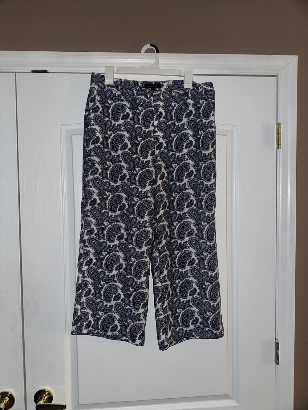 Banana Republic Women’s Size 12 Capri Pants Amazing Condition